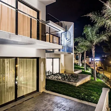 Calma Holiday Villas