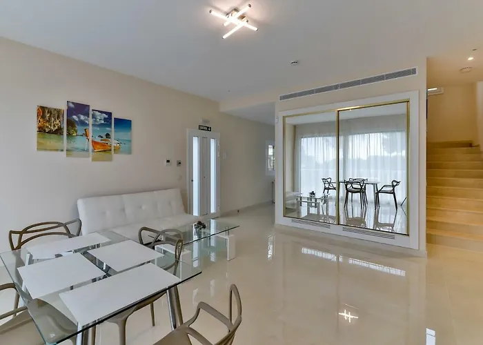 Calma Holiday Villas