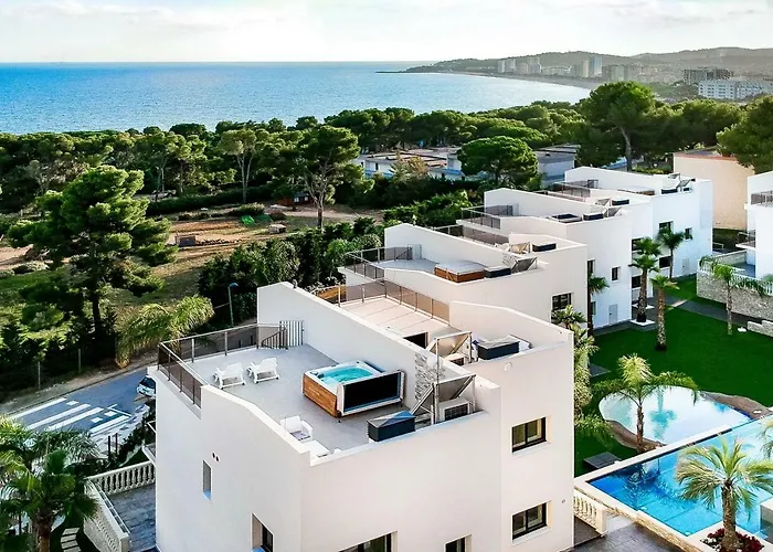 Villa Calma Holiday Villas