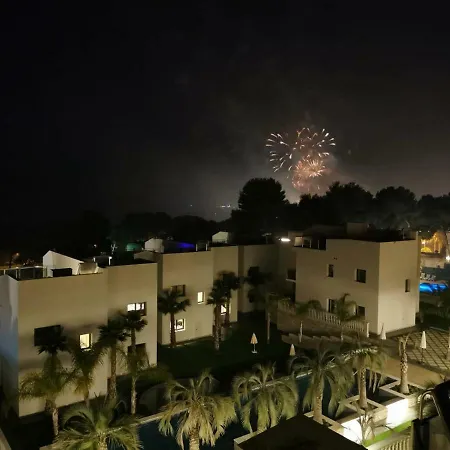 فيلة Calma Holiday Villas