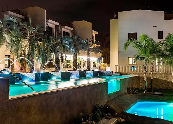 Calma Holiday Villas Villa