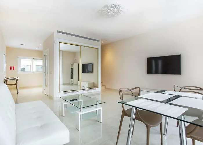 Calma Holiday Villas