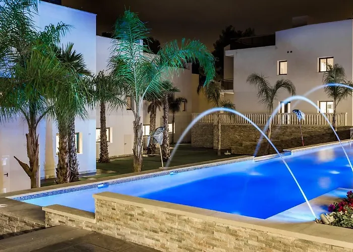 Calma Holiday Villas 别墅 *